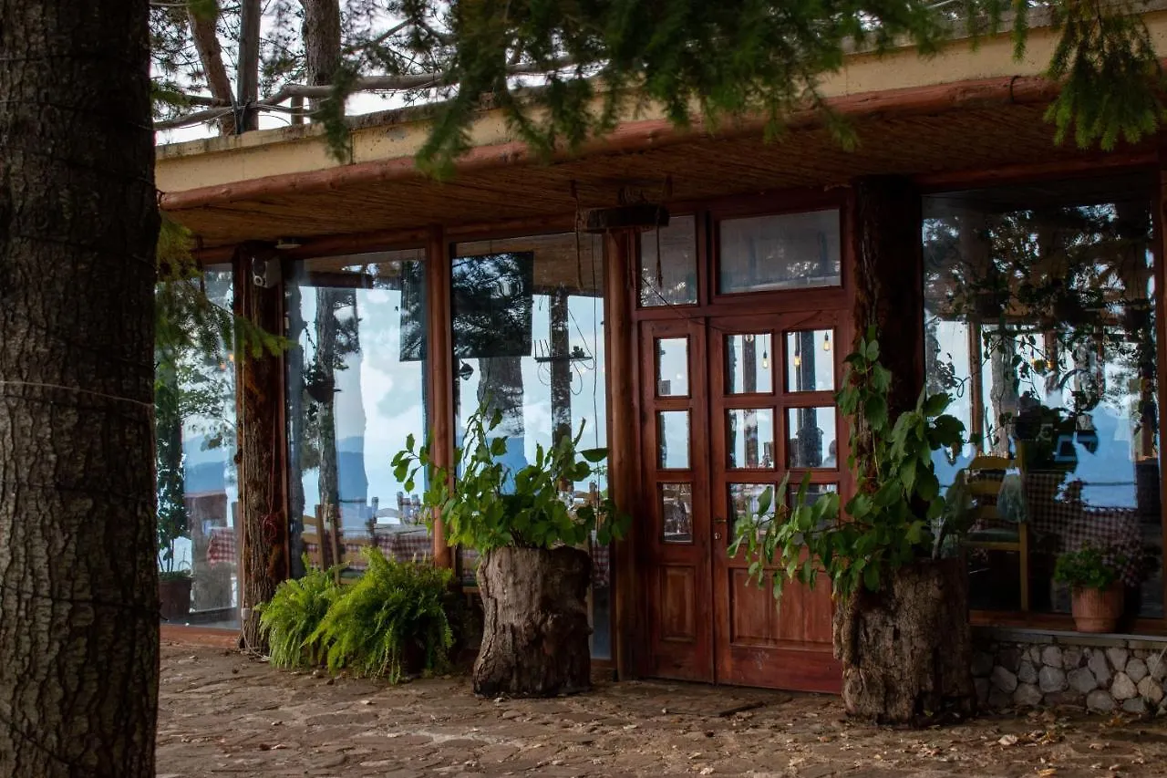 **** Hotel Dajti Paradise Resort Tirana Albania