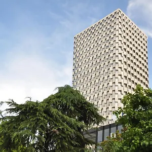Maritim Plaza ***** טיראנה