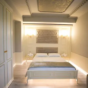 Hotel Lotus