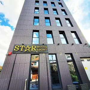 Starlight **** טיראנה