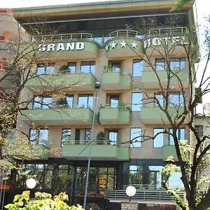 Grand & Tirana