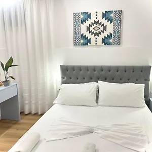 Hotel Square, Tirana