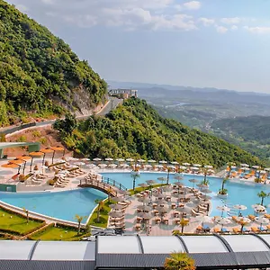 فندق Select Hill, تيرانا