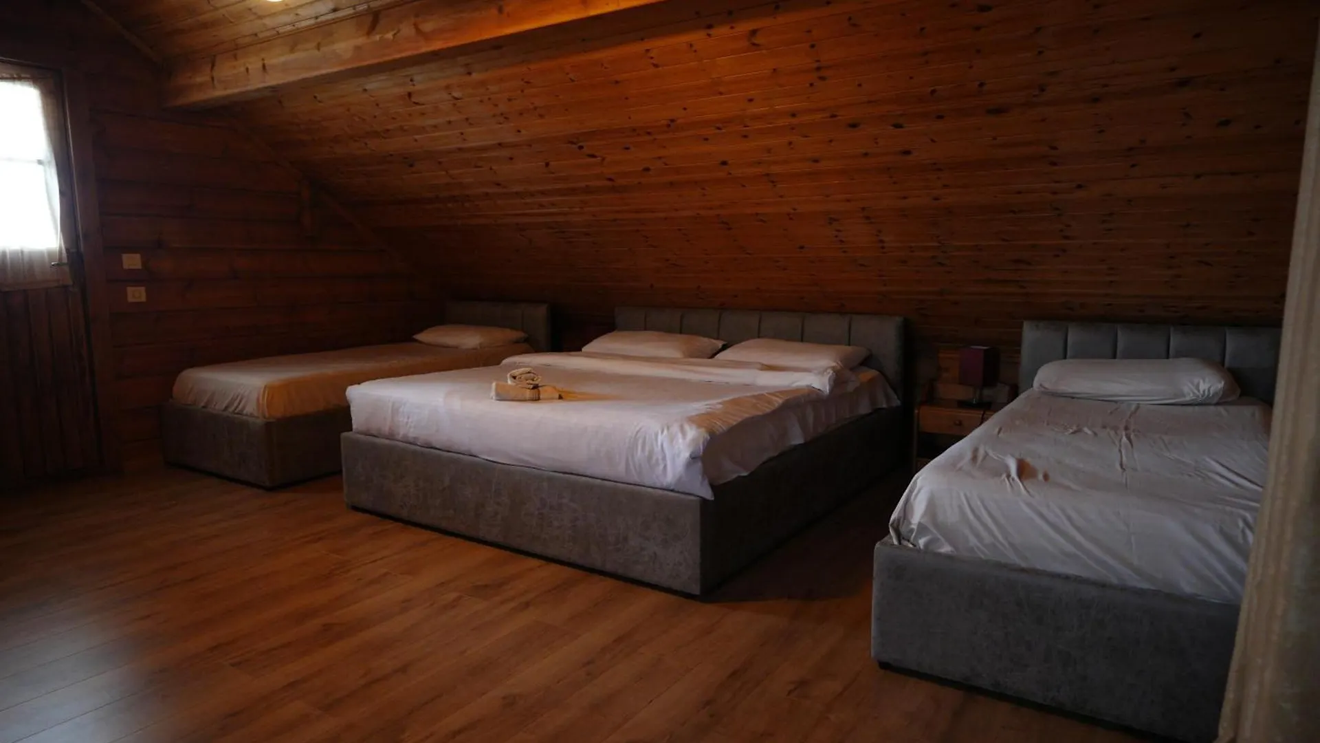 **** Hotel Dajti Paradise Resort Tirana Albanien